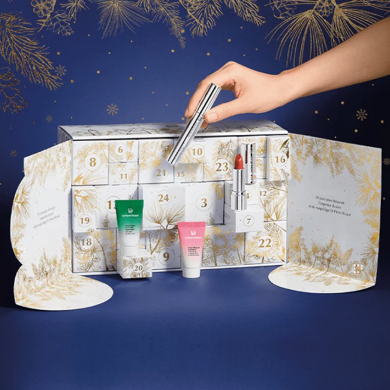 coffret beauté blanc et or calendrier de l'avent Dr Pierre Ricaud 2023 contenant 12 produits soins visage, soins corps et maquillage d'une valeur de 250 euros