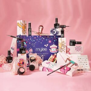 coffret beauté violet calendrier de l'avent Mylee 2023 contenant des vernis à ongles et des accessoires de manucure