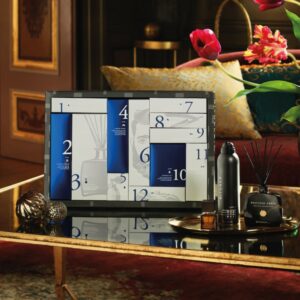 coffret beauté gris et bleu calendrier de l'avent rituals pour homme 2023 avec 12 cosmétiques soins visage, corps et bien-être