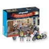 coffret jouet enfant calendrier de l'Avent Playmobil représentant des scènes de police au musée avec moto et accessoires