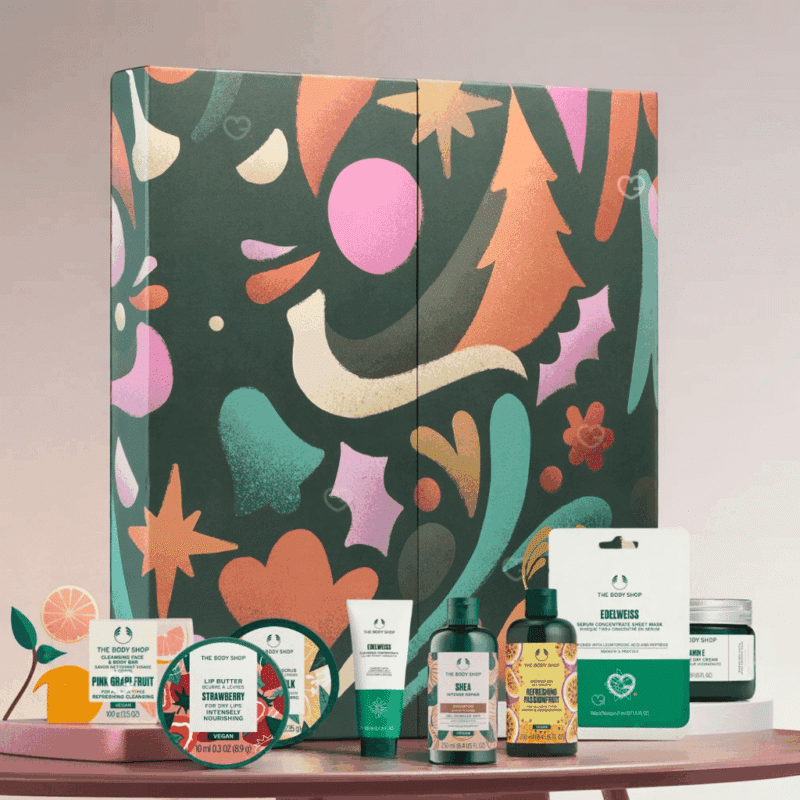 Calendrier de l’Avent The Body Shop Ultime 2025 avec 25 soins beauté taille réelle, crèmes, beurres et masques pour femme cocooning.