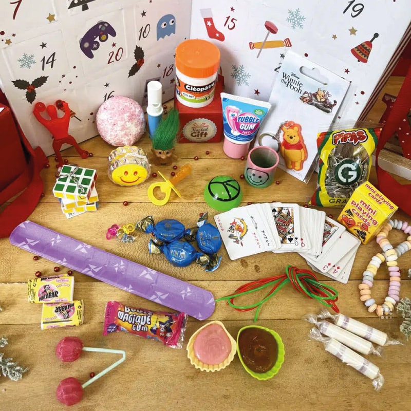 calendrier de l'avent nostalgift 2023 jouets et bonbons rétro