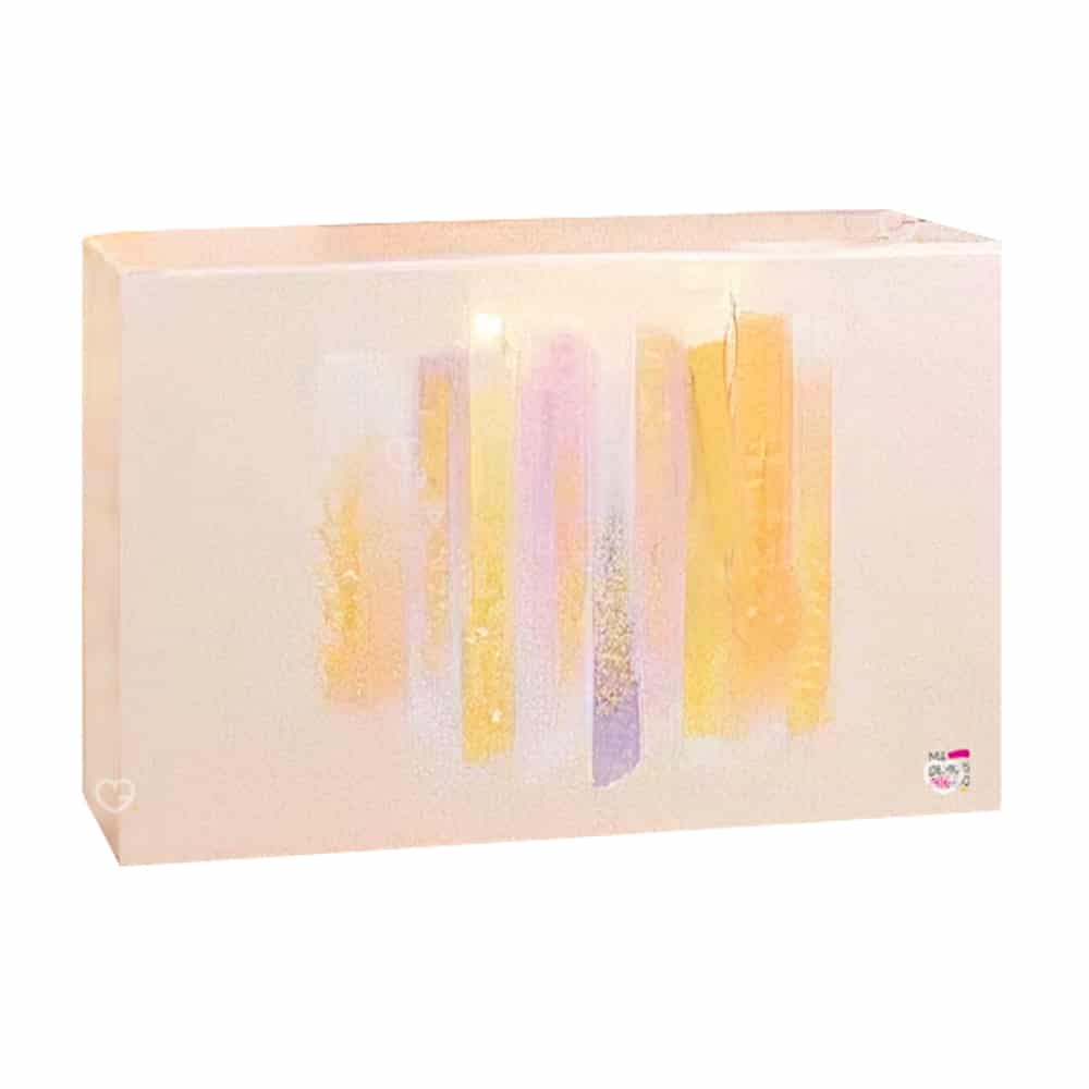coffret beauté bio calendrier de l'avent Mademoiselle Bio 2024 contenant 25 soins naturels visage, corps et maquillage vegan