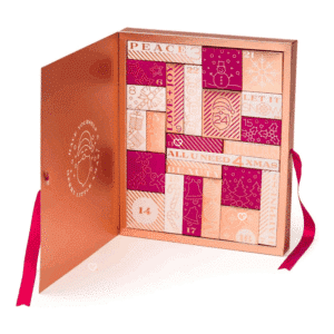 coffret beauté calendrier de l'avent lahaye 2025 contenant 24 produits et accessoires maquillage pour femme et adolescente