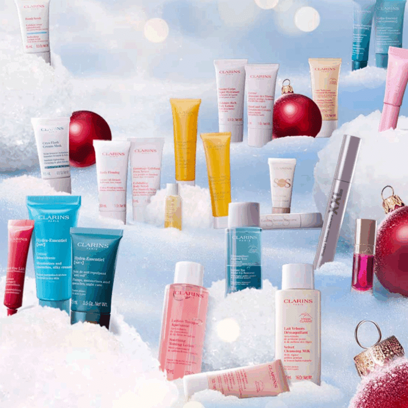 Calendrier de l’Avent Clarins 2025 contenant 24 produits de beauté soins visage, corps et maquillage, coffret cadeau beauté pour femme