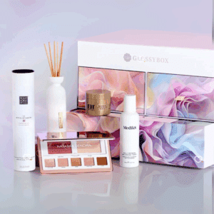 coffret beauté couleur marbre Calendrier de l'avent glossybox 2025 avec 27 produits beauté visage corps cheveux multimarque pour femme