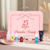 Calendrier de l’Avent Revolve 2025 en édition limitée avec 25 soins visage, corps, maquillage, cheveux et accessoires pour femme