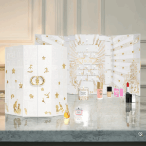 Calendrier de l’Avent Dior 2025 en coffret luxueux avec 24 miniatures exclusives : parfums, maquillage, soins et bougie parfumée pour amateurs de beauté haut de gamme.