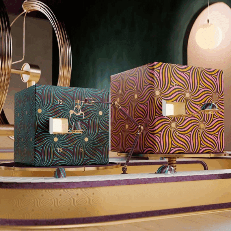 coffret rosé et or et bleu-vert edition Thandiwe Muriu Calendrier de l'Avent Nespresso 2025 contenant 24 capsules café original et vertuo idéal amateur cafés