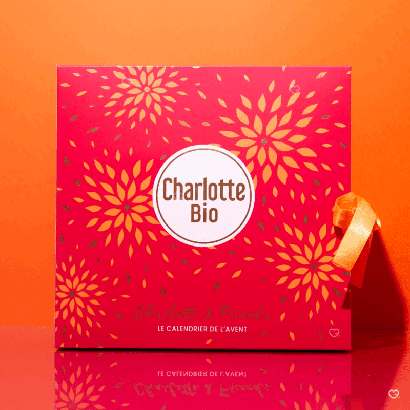 Calendrier de l'avent charlotte Bio contenant 24 produits de beauté bio : maquillage, soins accessoires bien etre idéal pour femme sensibles au naturel.