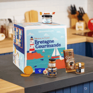 Calendrier de l’Avent gourmand Bretagne 2025 avec 24 spécialités gourmandes sucrées et salées artisanales, idéal pour famille, couple et amateur de gastronomie régionale.