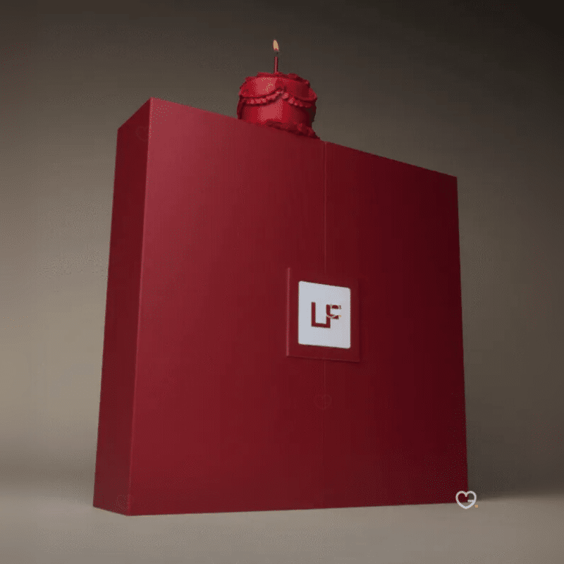 Calendrier de l'Avent Lookfantastic 2024 contenant produits de beauté de multi marque de luxe