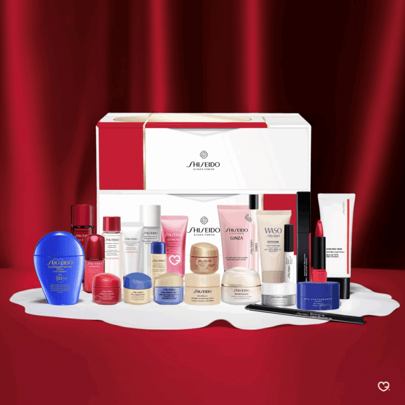 Coffret beauté blanc, rouge et or Calendrier de l'Avent Shiseido 2025 contenant 24 soins visage, corps et maquillage
