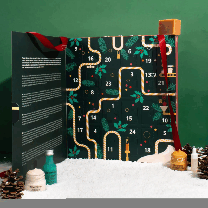 Calendrier de l’Avent Blancrème 2025 renfermant 24 soins visage et corps aux textures gourmandes et senteurs fruitées, idéal cadeau beauté pour femme.