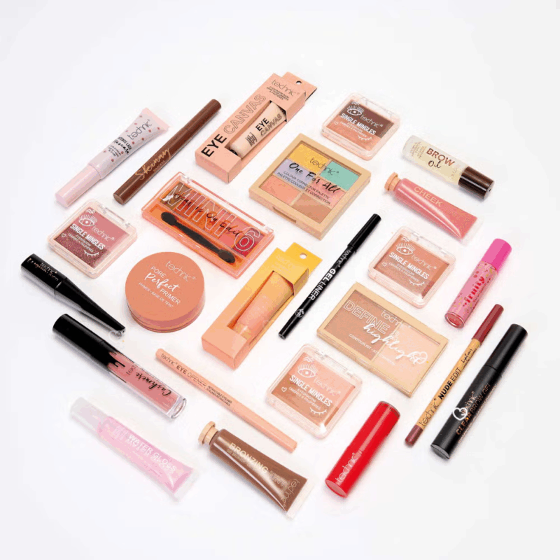 Calendrier de l'avent Technic 2025 contenant 24 produits de beauté dédiés au maquillage pour femme et adolescente