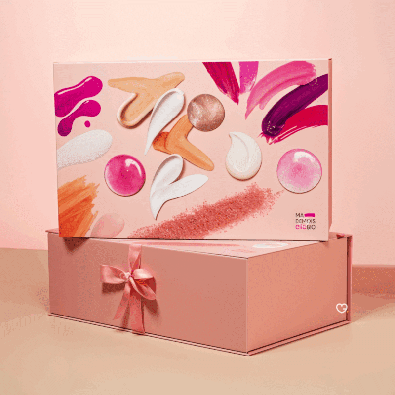 Calendrier de l’Avent Mademoiselle Bio 2025 avec 25 produits de beauté bio visage, cheveux, corps et maquillage, idéal cadeau pour femme.