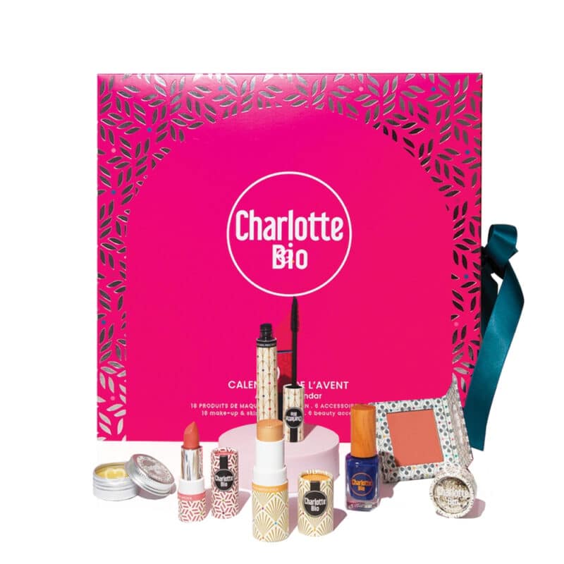 Calendrier de l'avent charlotte Bio contenant 24 produits de maquillage, soins beauté bio et accessoires bien etre