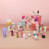 Calendrier de l’Avent Mademoiselle Bio 2025 avec 25 produits de beauté bio visage, cheveux, corps et maquillage, idéal cadeau pour femme.