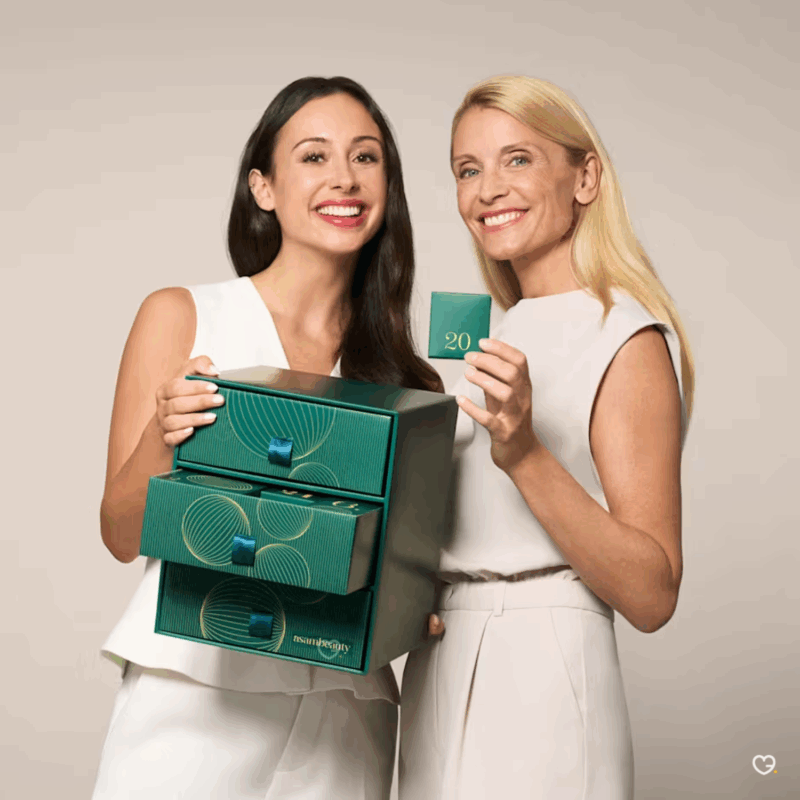 Calendrier de l’Avent AsamBeauty 2025 version premium avec 24 soins visage, corps et maquillage en taille originale, coffret beauté pour femme