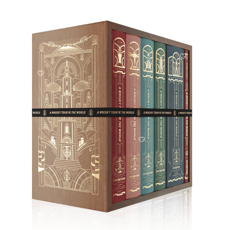 Coffret bois Calendrier de l’Avent Whisky 2025 Tour of the World 2025 contenant 24 whiskies premium, deux verres Glencairn et un livre pour amateurs exigeants.