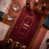 Coffret bois Calendrier de l’Avent Whisky 2025 Tour of the World 2025 contenant 24 whiskies premium, deux verres Glencairn et un livre pour amateurs exigeants.