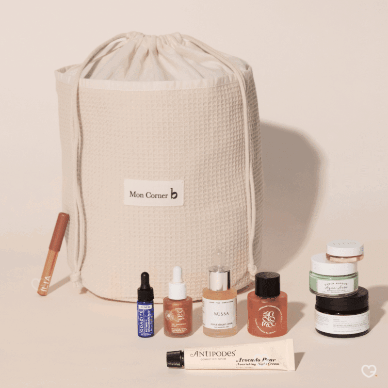 trousse en coton bio calendrier de l'avent moncornerb contenant 25 produits de beauté bio et naturelle multimarque : soins visage, maquillage et soins capillaire idéal pour femme et adolescente