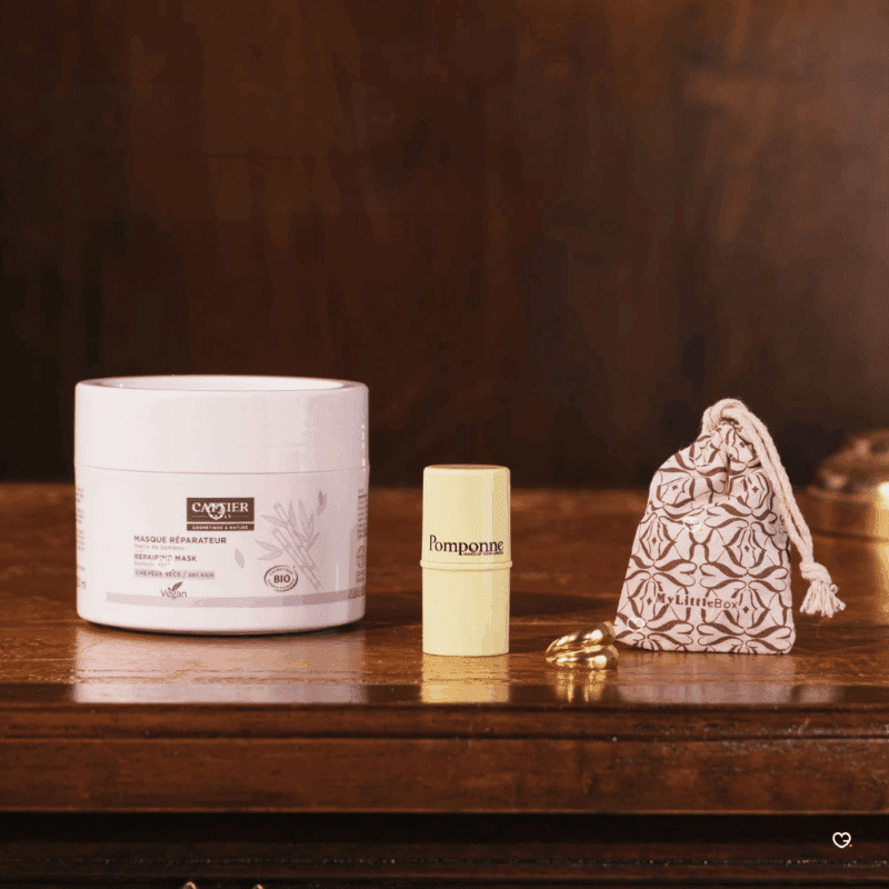 valisette beauté calendrier de l'avent my little box 2025 contenant produits soins cosmétiques, maquillage