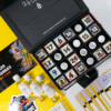 Calendrier de l’Avent Pastis 2025 avec 24 bouteilles artisanales, coffret collector élégant pour adulte amateur de spiritueux.