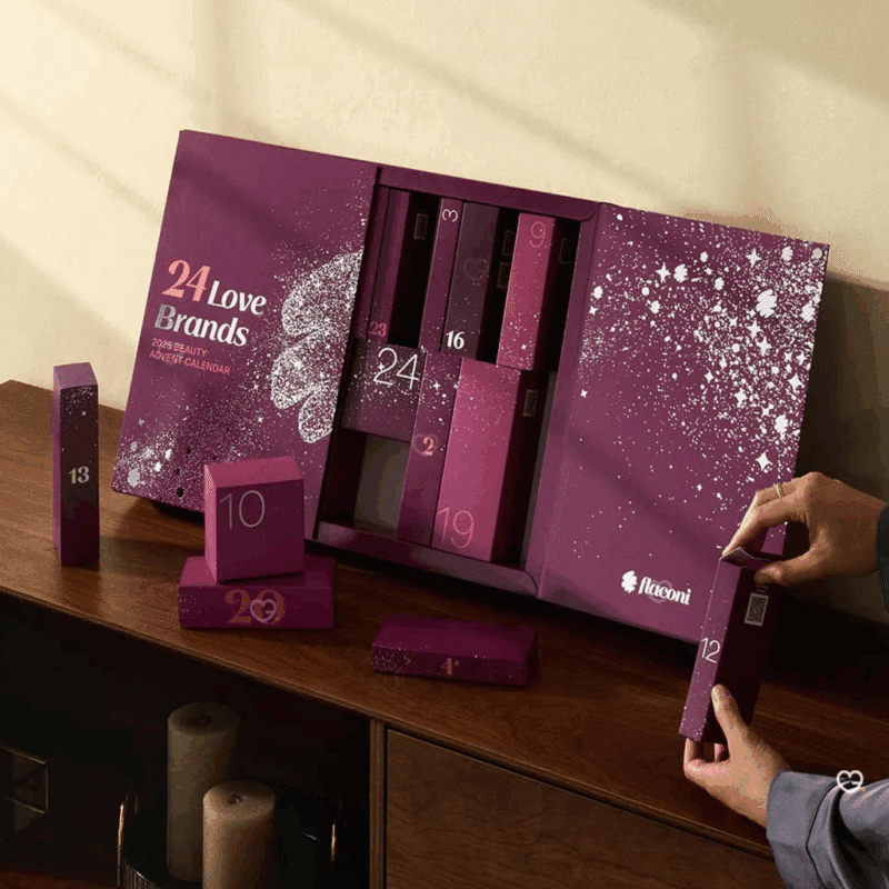 contneu complet du Calendrier de l’Avent Flaconi 2025 avec 26 produits beauté soins, maquillage, parfum et surprise exclusive pour femme.