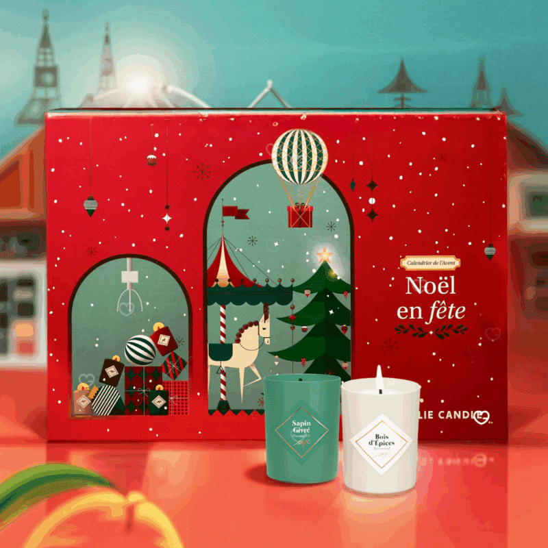 Calendrier de l’Avent My Jolie Candle 2025 élégant avec 24 surprises cocooning pour femmes, bougies parfumées, bijoux et décorations festives.