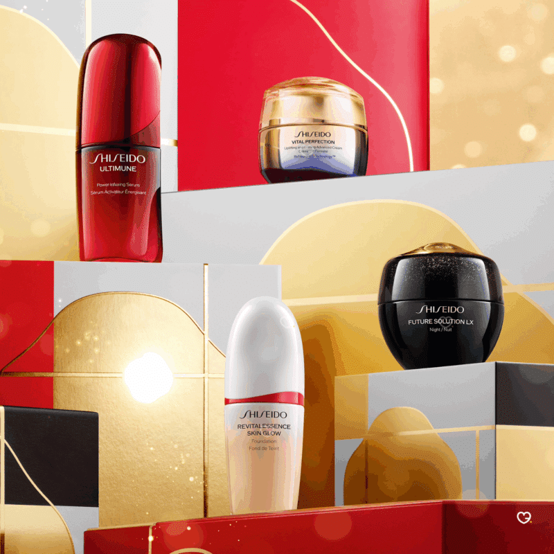 Coffret beauté blanc, rouge et or Calendrier de l'Avent Shiseido 2025 contenant 24 soins visage, corps et maquillage