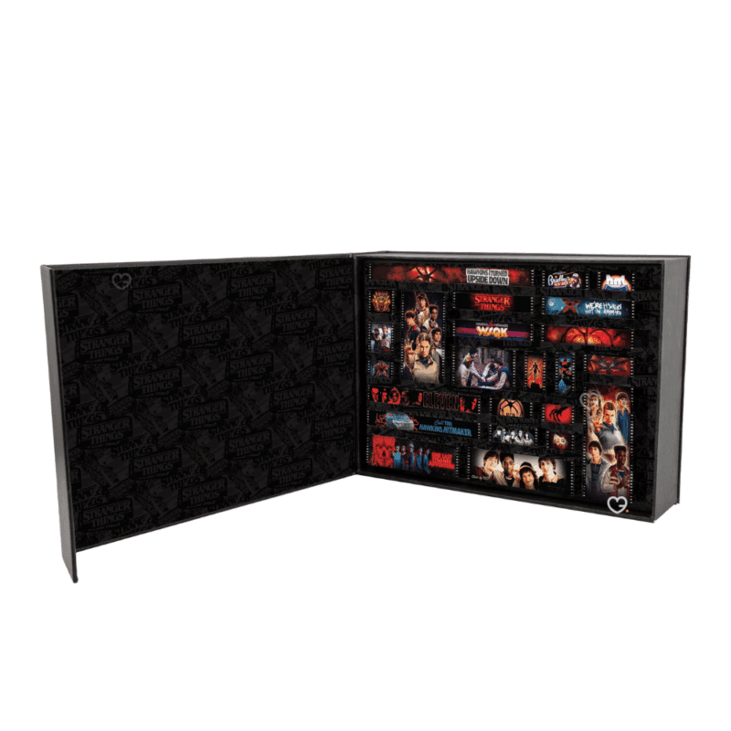 Calendrier de l’Avent Stranger Things 2025 deluxe avec 24 surprises papeterie et objets collectors saison 5 pour fans Netflix.