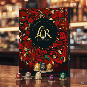 Calendrier de l’Avent L'Or Expresso 2025 contenant 24 capsules de café premium compatibles Nespresso, aromes variés pour amateurs de café.