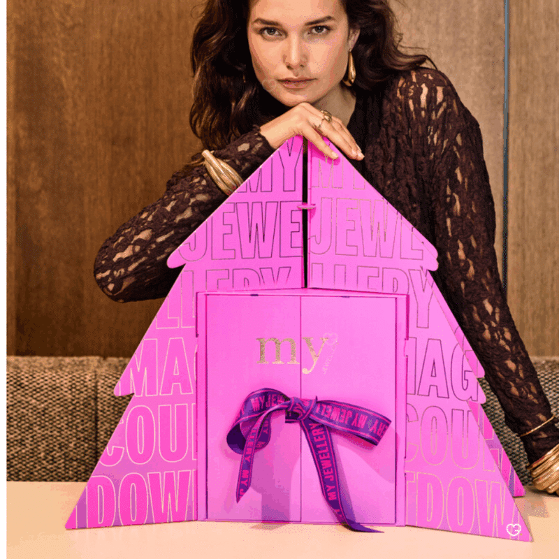 Calendrier de l’Avent My Jewellery 2025 renfermant 24 bijoux en acier inoxydable premium, élégant cadeau mode pour femmes tendances.