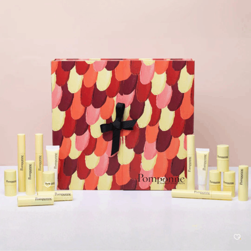 Calendrier de l’Avent Pomponne 2025 coffret beauté vegan avec 24 produits make-up et maquillage full size et accessoires éthiques pour femme.