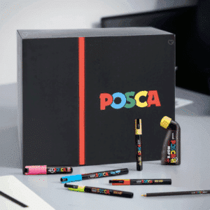 Calendrier de l’Avent POSCA 2025 avec 24 produits de papeterie créative, feutres colorés et accessoires DIY pour amateurs d’art et de dessin.