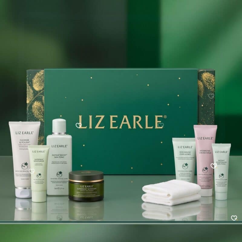 Coffret du calendrier de l'Avent Liz Earle 2026 avec une sélection de soins