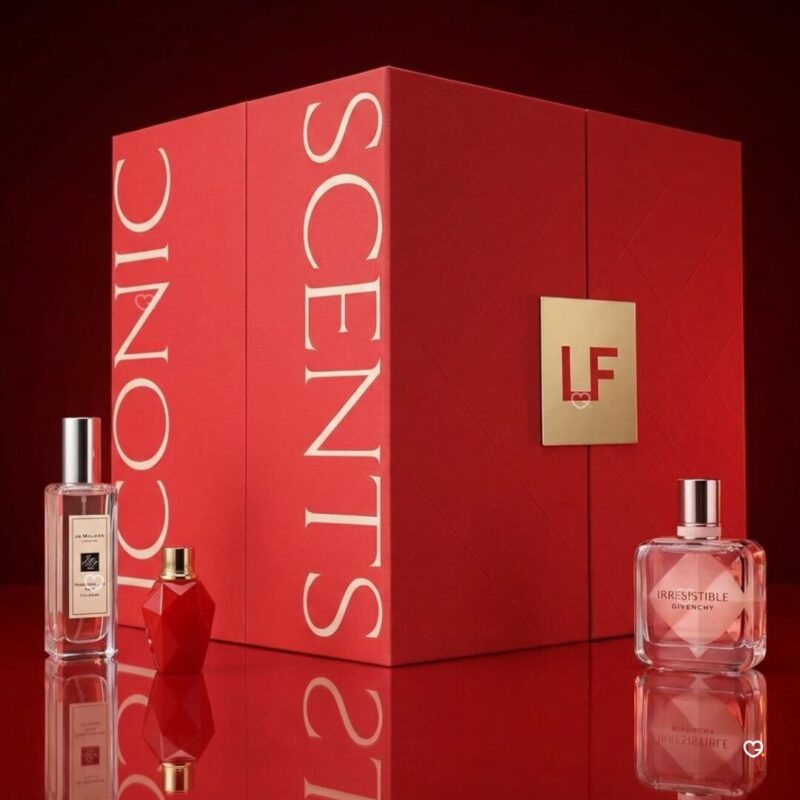 Parfums designer devant le coffret du calendrier de l'Avent Lookfantastic parfum 2026