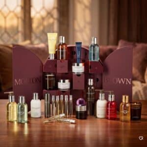 Calendrier de l'Avent beauté Molton Brown 2026 ouvert dans une ambiance salon