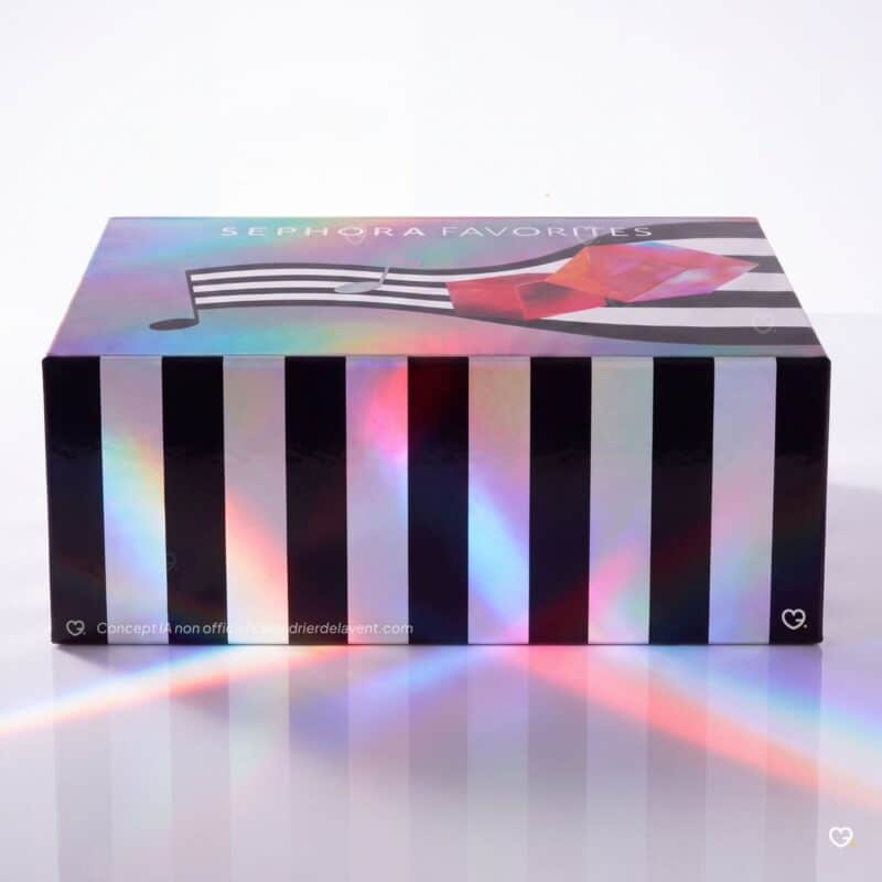 Calendrier de l'Avent Sephora Favorites 2026 aux reflets holographiques