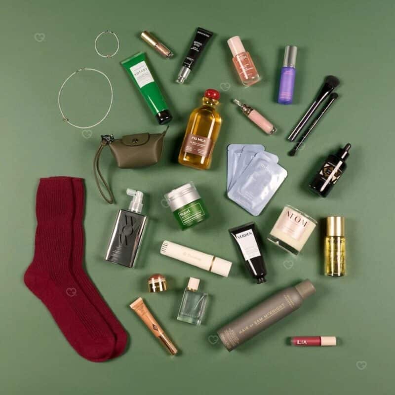 Contenu complet du calendrier de l'Avent Vogue 2026, tous les produits beauté à plat