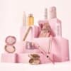 Produits du calendrier de l'Avent beaute Sculpted By Aimee 2026 en mise en scene