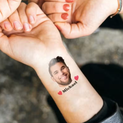 cadeau santa secret drole tatouage personnalisé